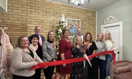 Law Office of Lisa Blackman celebrates opening of new office with a Chamber ribbon cutting